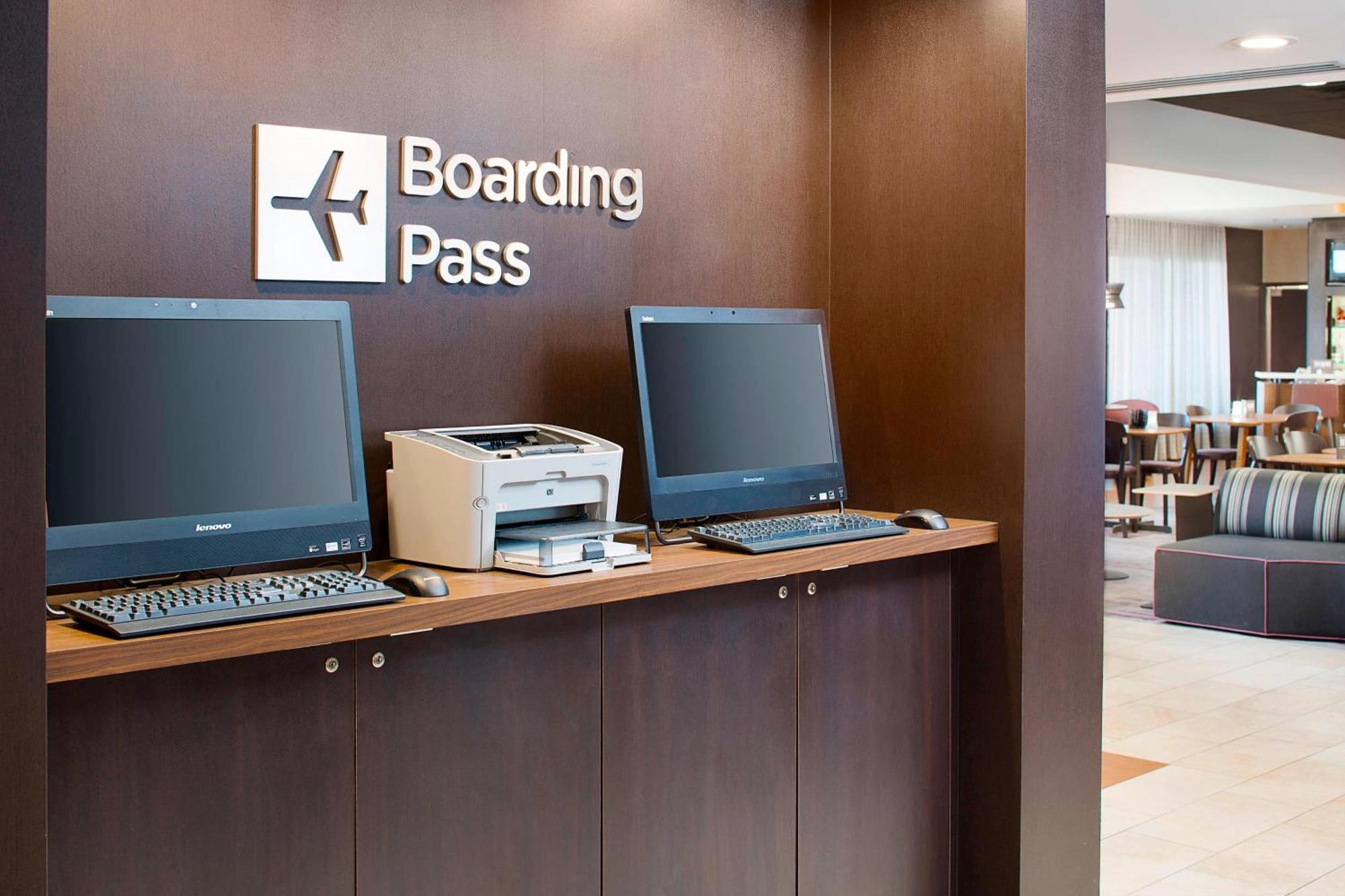 Courtyard By Marriott Birmingham Homewood Εξωτερικό φωτογραφία